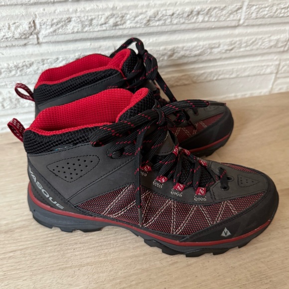 Vasque Men's Monolith hiking boots size 8 NEW - Picture 2 of 8